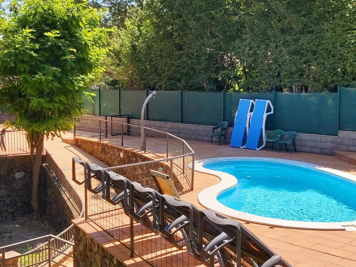 Apartamentos La Francesa Санта Пау Екстериор снимка